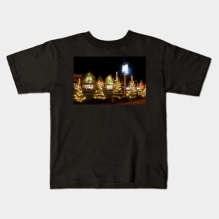 Broadway Christmas Lights Cotswolds Worcestershire Kids T-Shirt